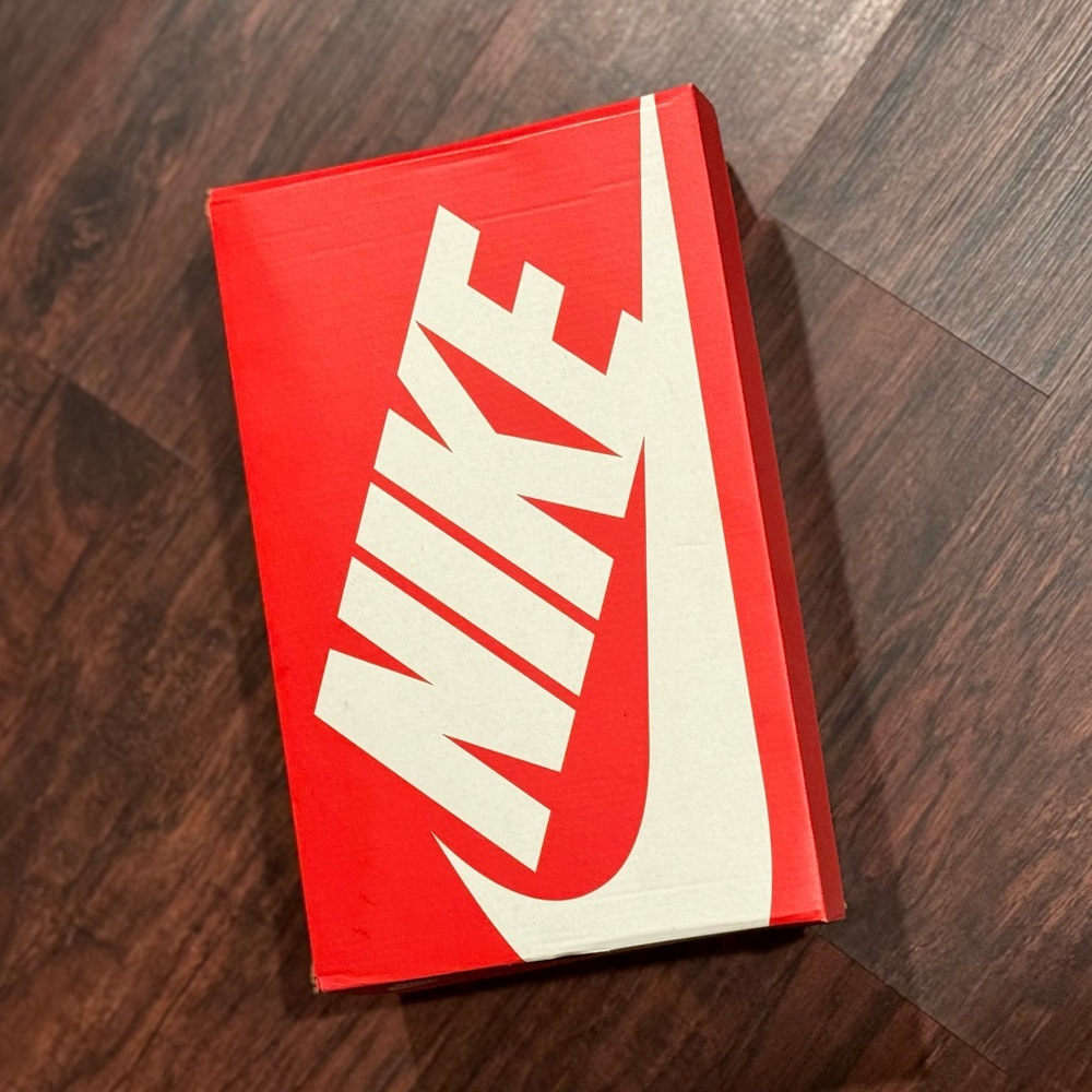 Nike Court Vision Low Men’s Sustainable Sneakers - Picture 12 of 16